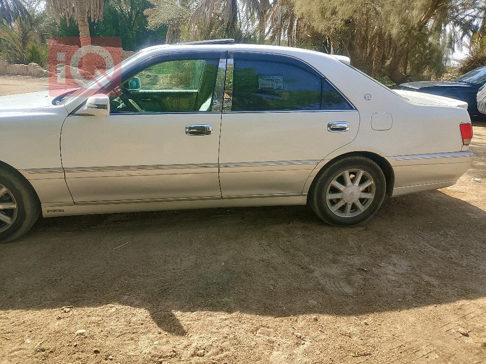 تۆیۆتا کراون